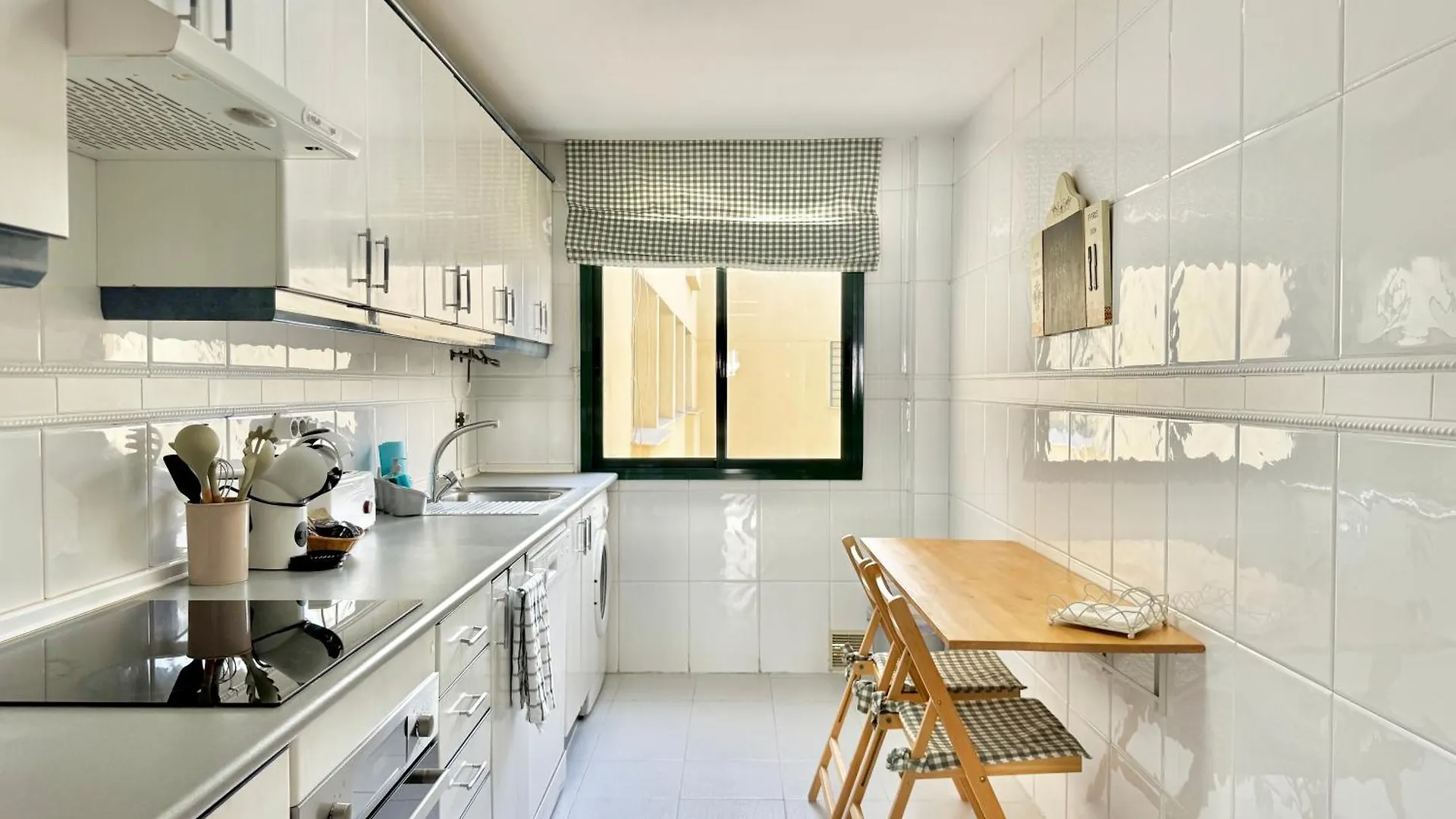 Ricardo Soriano Center Of Marbella - Eaw Homes 0*,